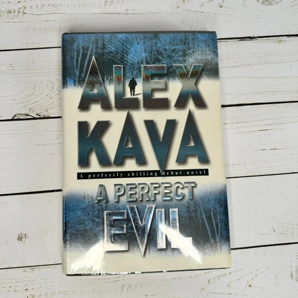 A Perfect Evil by‎ Alex Kava Hardcover Thriller Crime Fiction Debut Sealed